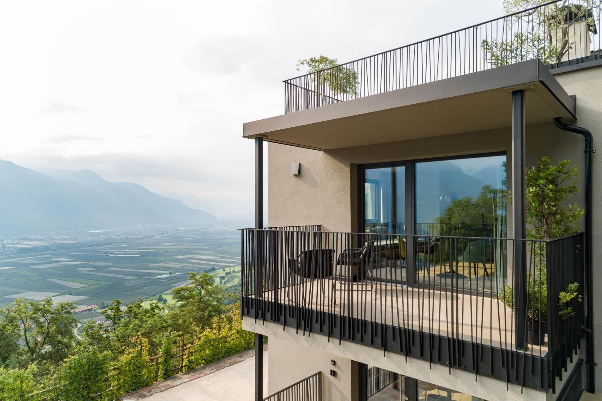 My Spring - Panoramic Suites Лана Экстерьер фото